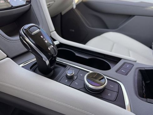 New 2026 Cadillac XT5 Premium Luxury image 17