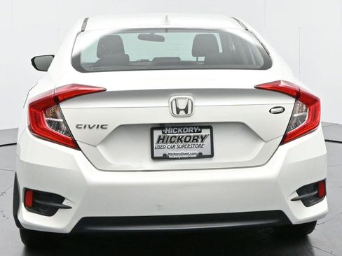 Used 2017 Honda Civic EX image 6