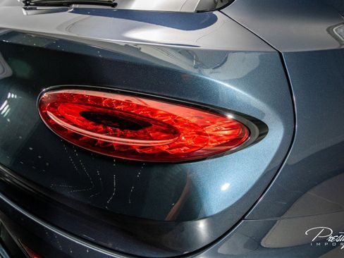 Used 2023 Bentley Bentayga Speed image 28