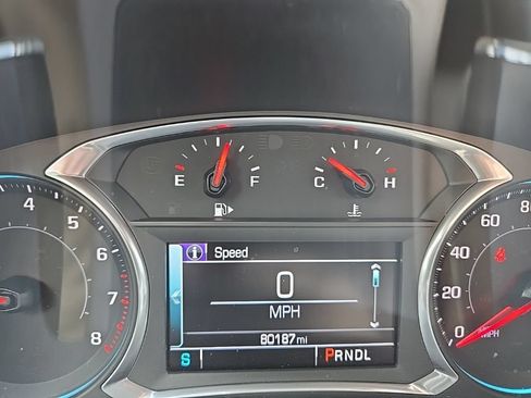 Used 2017 Chevrolet Malibu LT FWD image 19