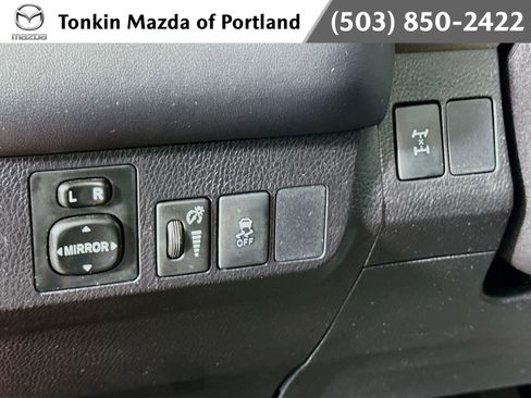 Used 2015 Toyota RAV4 XLE image 10