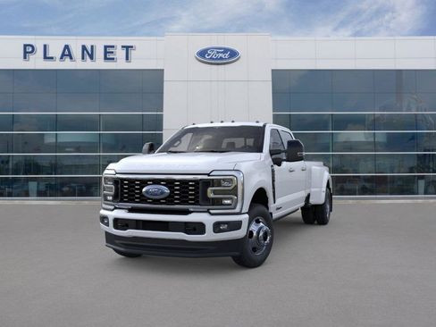 New 2026 Ford F350 Platinum image 2