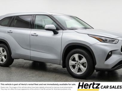 Used 2025 Toyota Highlander LE