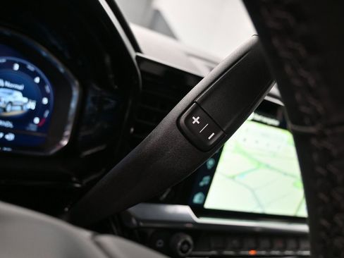 Used 2025 Chevrolet Silverado 1500 LT image 18