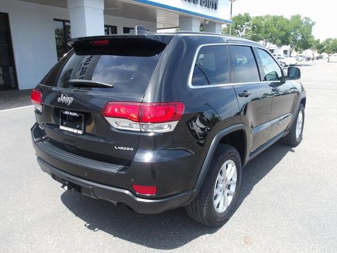 Used 2022 Jeep Grand Cherokee Laredo E image 10