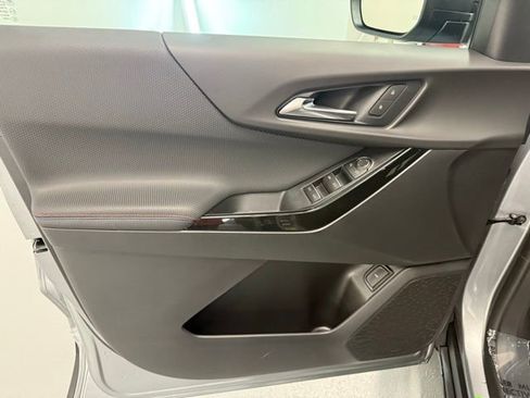 New 2026 Chevrolet Equinox RS image 14