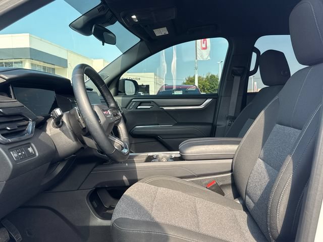 Used 2025 GMC Acadia Elevation FWD image 14