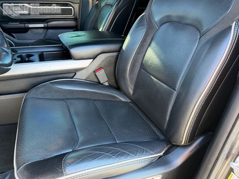 Used 2019 RAM 1500 Laramie w/ Sport Appearance Package image 18