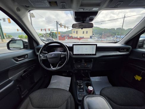 Used 2025 Ford Maverick XLT w/ Equipment Group 301A AWD/4WD image 18