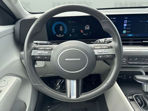 Used 2024 Hyundai Kona SEL FWD image 13