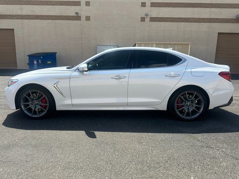 Used 2019 Genesis G70 2.0T Sport image 5