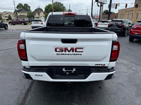 Used 2025 GMC Canyon AT4 w/ Technology Plus Package AWD/4WD image 6