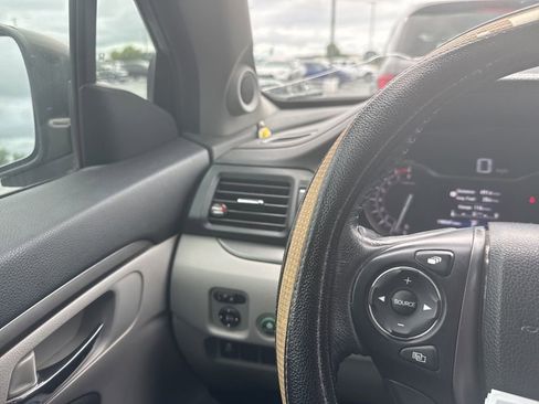 Used 2018 Honda Pilot EX-L image 16