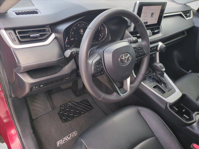 Used 2024 Toyota RAV4 XLE Premium FWD image 10