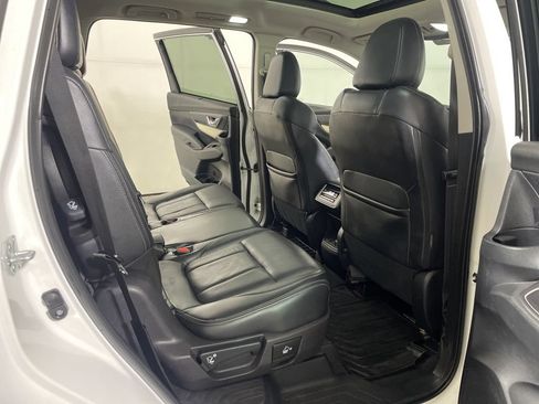 Used 2022 Subaru Ascent Limited w/ Technology Package AWD/4WD image 23