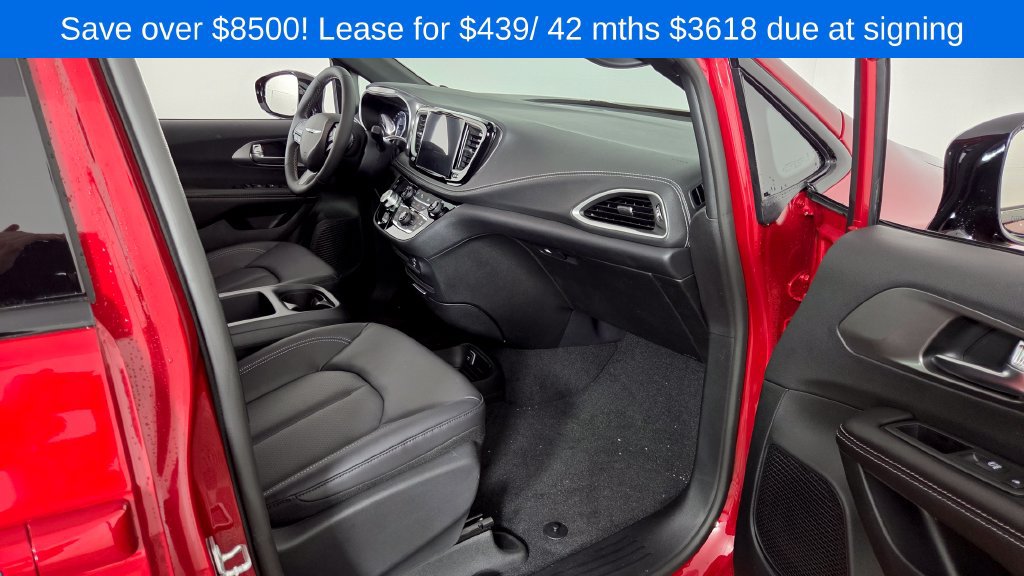 New 2026 Chrysler Pacifica Select w/ S Appearance Package FWD image 35