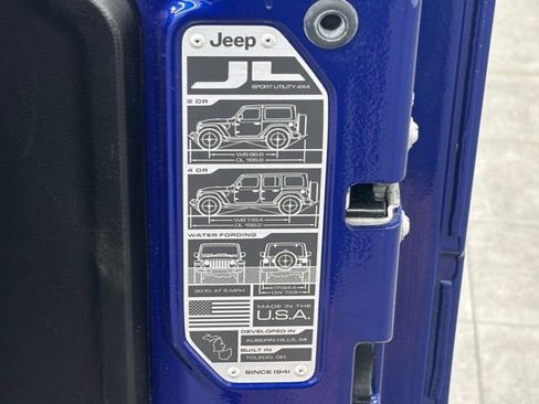 Used 2020 Jeep Wrangler Sport image 9