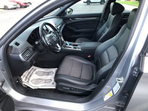 Used 2020 Honda Accord Sport image 4