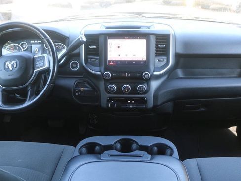 Used 2022 RAM 3500 Big Horn AWD/4WD image 17