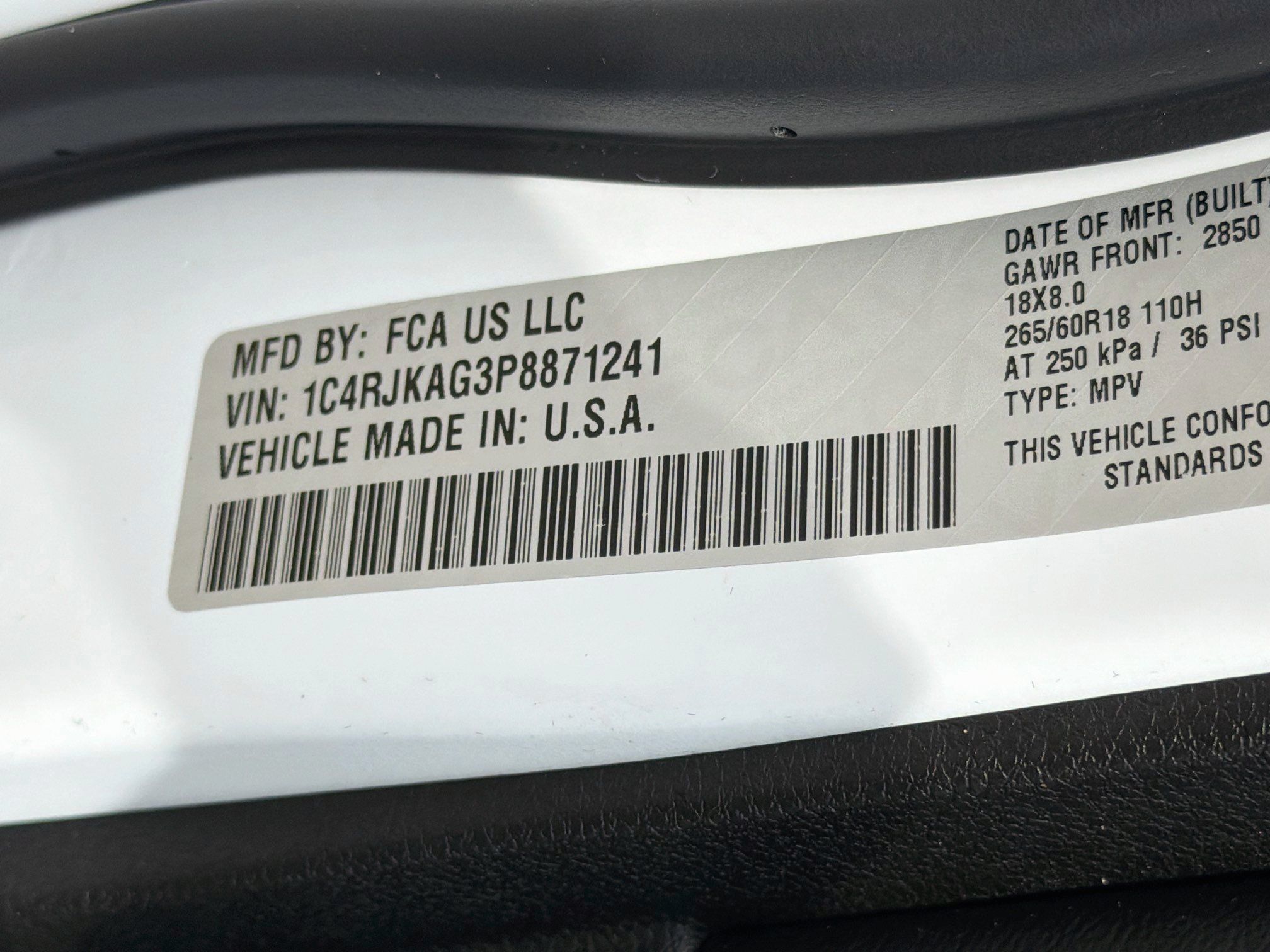 Used 2023 Jeep Grand Cherokee L Laredo AWD/4WD image 43