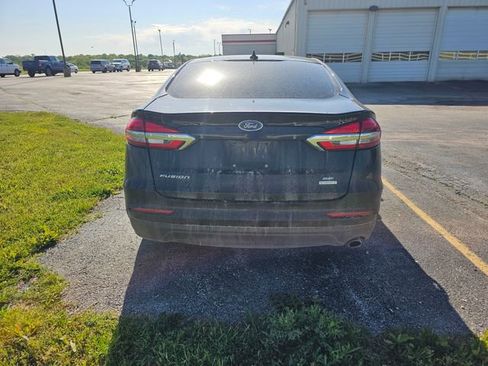 Used 2020 Ford Fusion SE FWD image 7