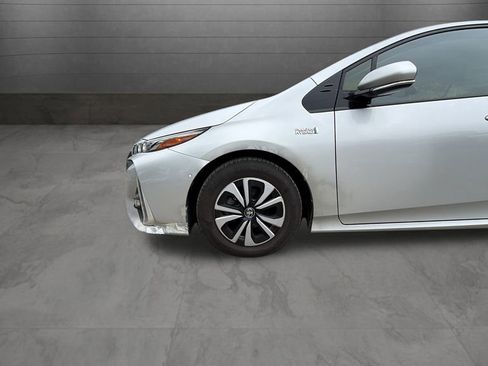 Used 2018 Toyota Prius Prime Advanced FWD image 31