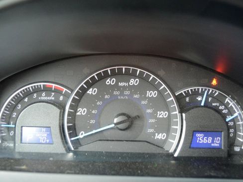 Used 2014 Toyota Camry XLE FWD image 28