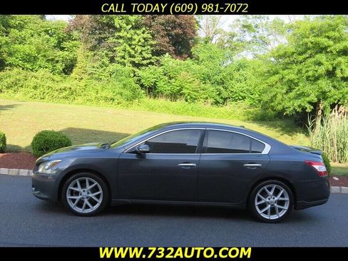 Used 2009 Nissan Maxima 3.5 SV w/ Sport Pkg image 2