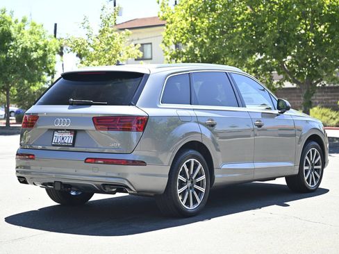 Used 2017 Audi Q7 3.0T Premium Plus w/ Premium Plus Package AWD/4WD image 7