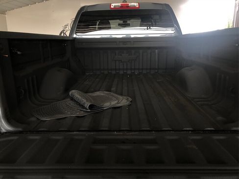 Used 2017 Chevrolet Colorado W/T w/ WT Convenience Package image 12