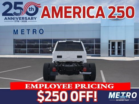 New 2025 Ford F550 4x4 Regular Cab Super Duty image 6