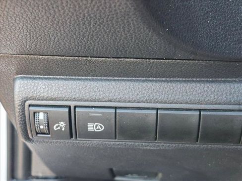 Used 2024 Toyota Corolla LE FWD image 9