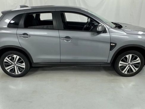 Used 2021 Mitsubishi Outlander Sport ES AWD/4WD image 2