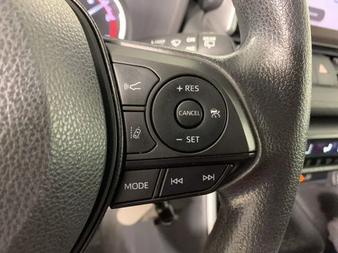 Used 2024 Toyota RAV4 LE image 21