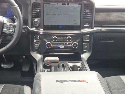 Used 2020 Mercedes-Benz GLB 250 image 17
