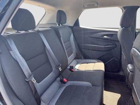 Used 2023 Chevrolet TrailBlazer LT FWD image 18