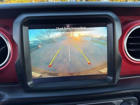 Used 2021 Jeep Wrangler Unlimited Rubicon image 27