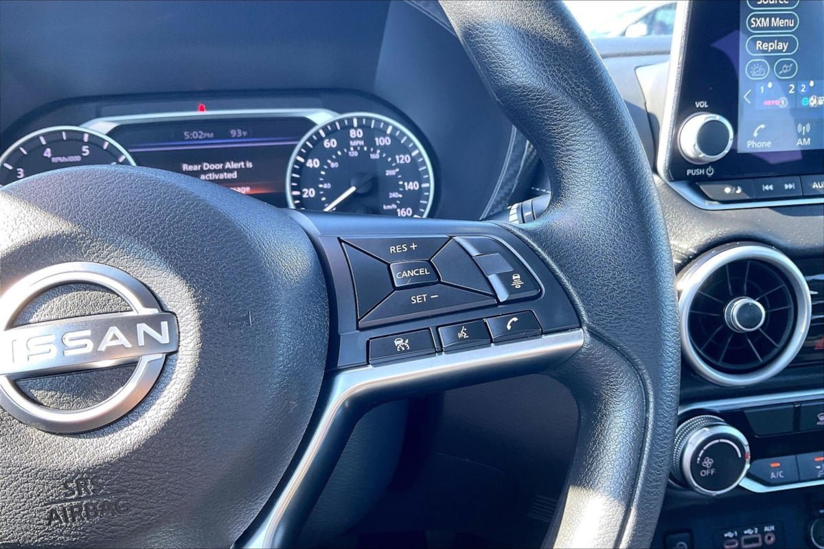 Used 2025 Nissan Sentra SV FWD image 16