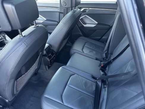 Used 2025 Audi Q3 2.0T Premium image 19