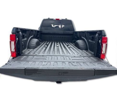 Used 2022 Ford F450 Platinum w/ FX4 Off-Road Package AWD/4WD image 11