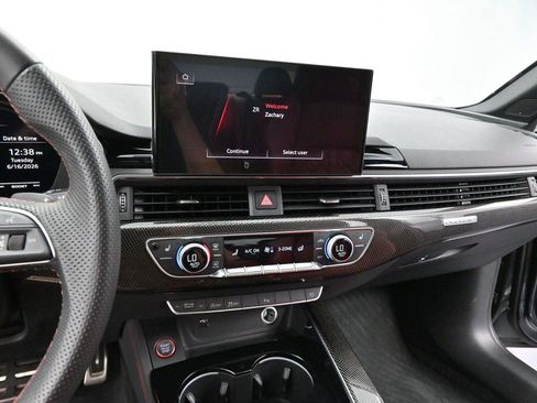 Used 2024 Audi S4 Premium Plus w/ Premium Plus Package AWD/4WD image 18