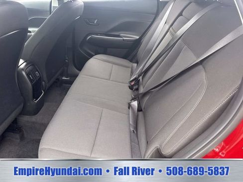 Used 2024 Hyundai Kona SEL AWD/4WD image 13