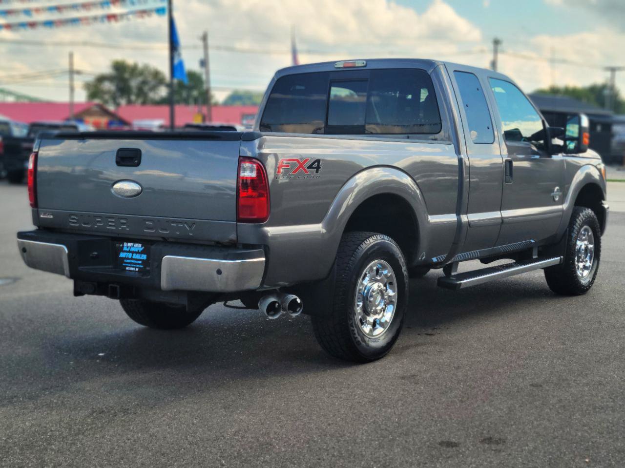 Used 2012 Ford F250 XLT w/ XLT Premium Pkg AWD/4WD image 4