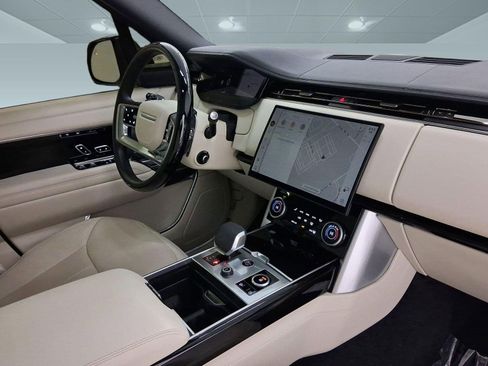 Certified 2023 Land Rover Range Rover Long Wheelbase Autobiography image 29
