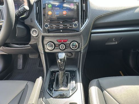 Used 2022 Subaru Crosstrek 2.5i Sport w/ Moonroof Package AWD/4WD image 22