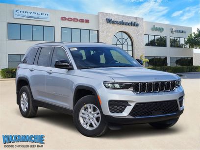 New 2025 Jeep Grand Cherokee Laredo w/ MOPAR Finishing Package