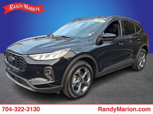 Used 2025 Ford Escape ST-Line Select AWD/4WD image 1
