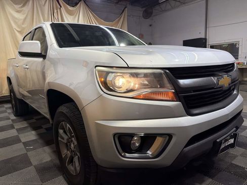 Used 2020 Chevrolet Colorado Z71 AWD/4WD image 6