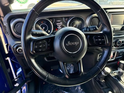 Used 2018 Jeep Wrangler Sport AWD/4WD image 24