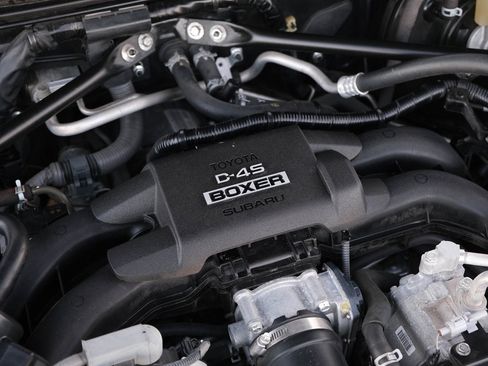 Used 2020 Toyota 86 image 38